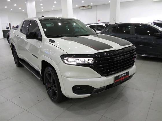 RAM RAMPAGE 2.0 HURRICANE 4 TURBO GASOLINA R/T 4X4 AUTOMÁTICO